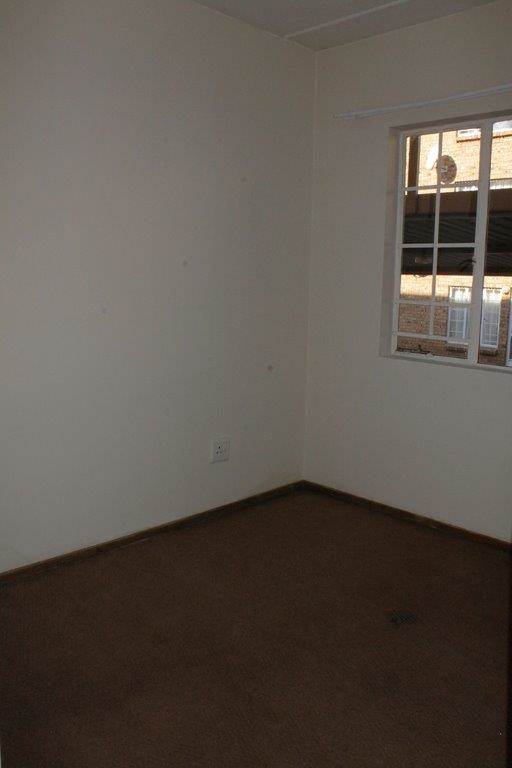 2 Bed Apartment in Mindalore photo number 9