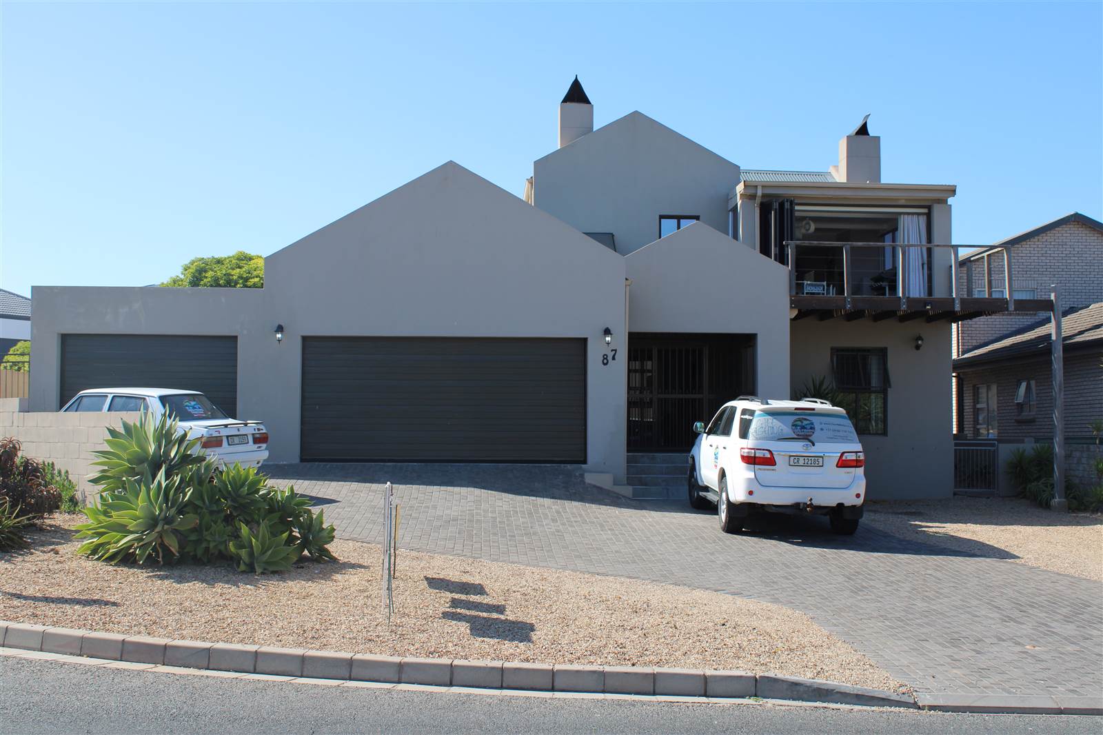 4 Bed House in Myburgh Park photo number 1