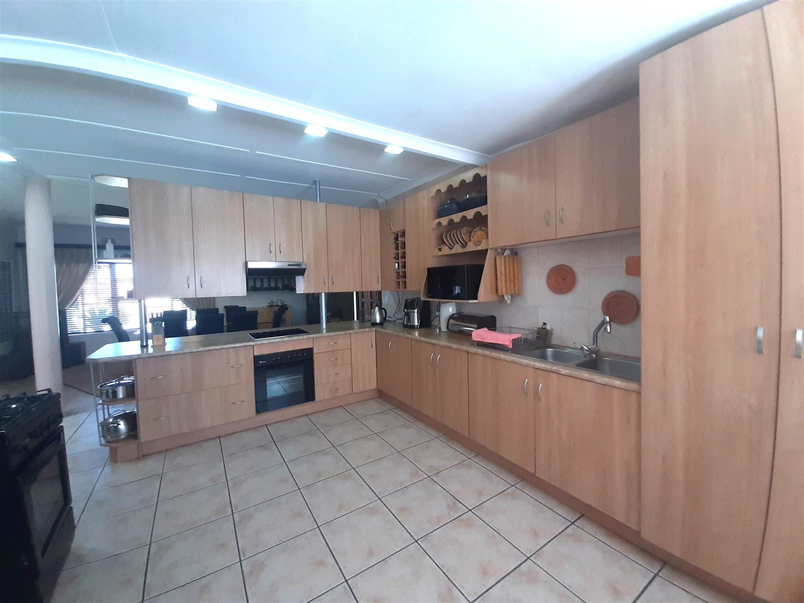 4 Bed House in Krugersdorp North photo number 15
