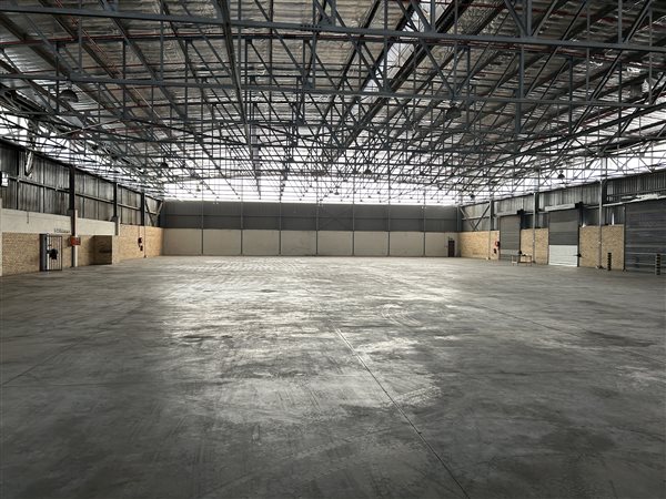 3 252  m² Industrial space