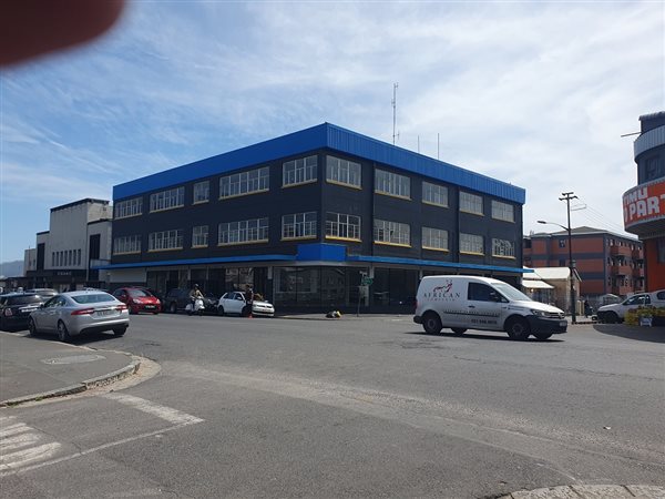 2400  m² Commercial space in Maitland