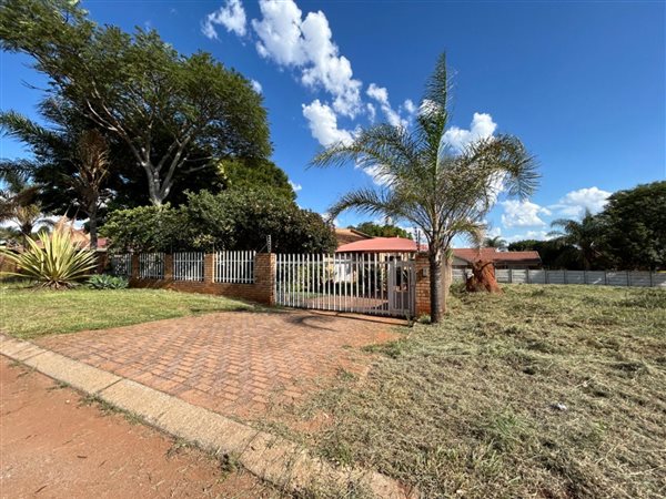 3 Bed House in Fauna Park