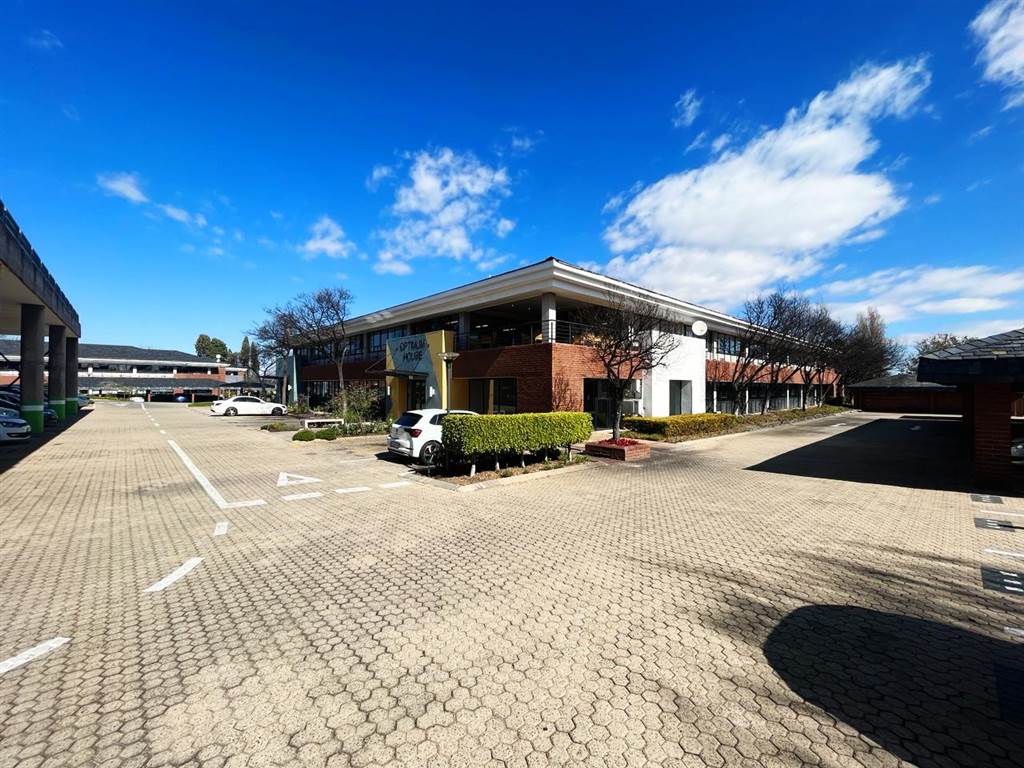 153.6  m² Commercial space in Bryanston photo number 3