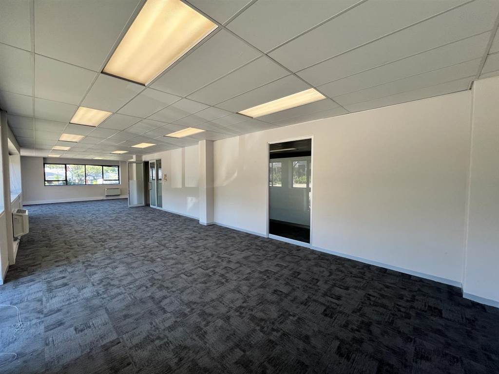 153.6  m² Commercial space in Bryanston photo number 6