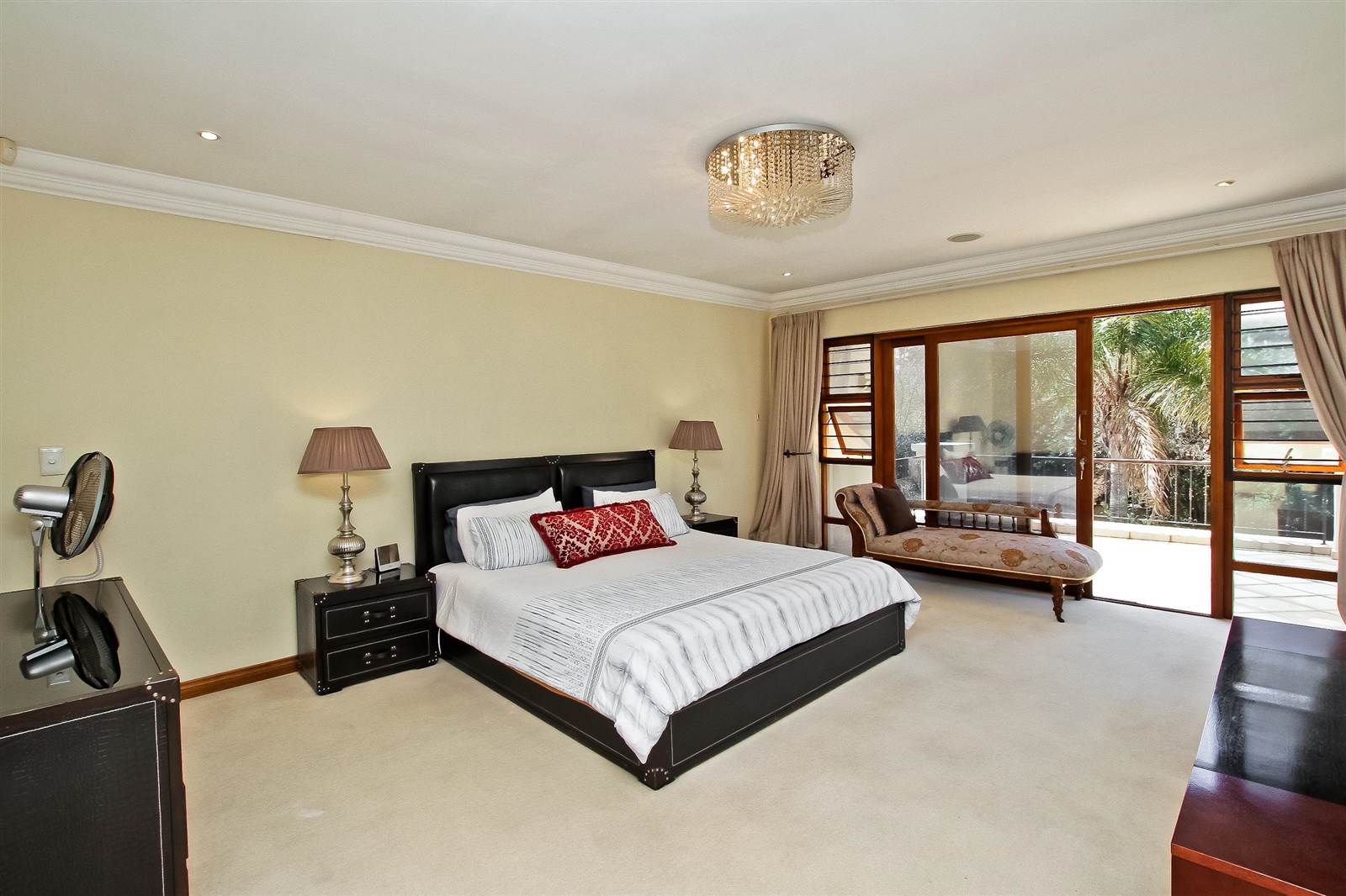 5 Bed House in Bryanston photo number 18