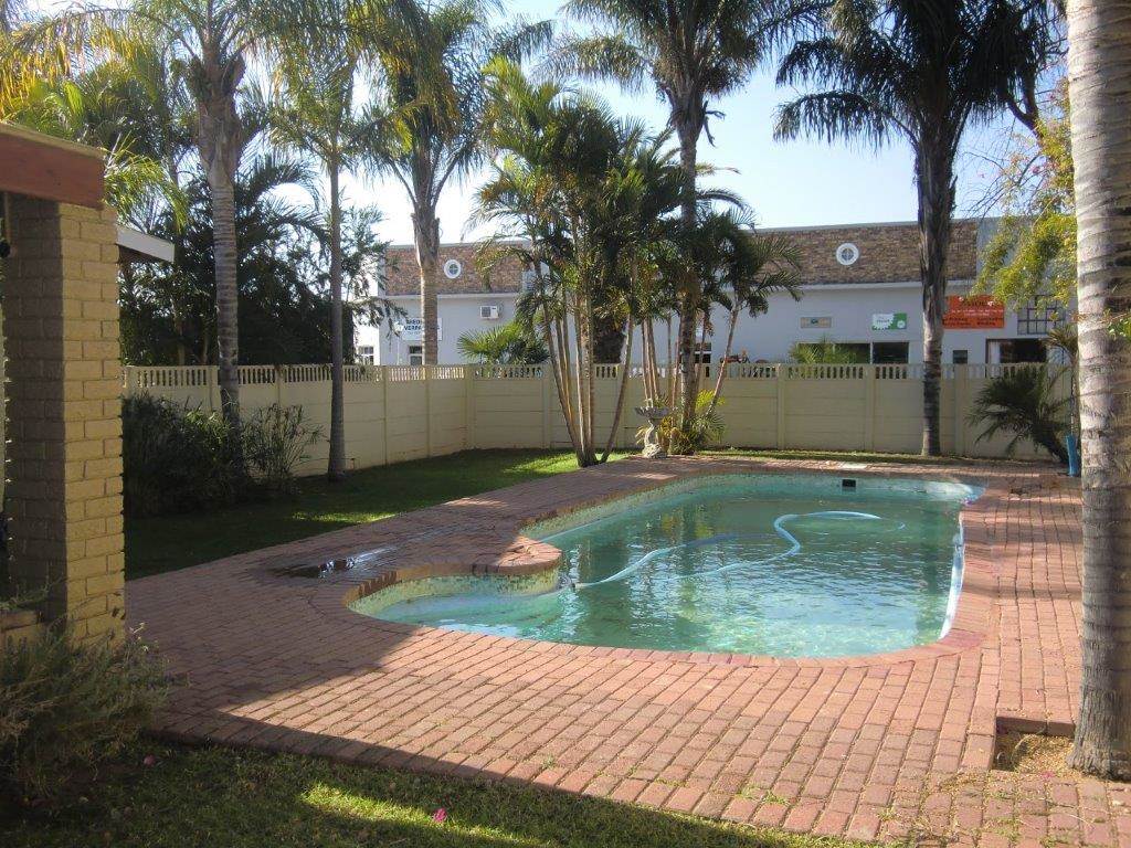 4 Bed House in Vredendal photo number 22
