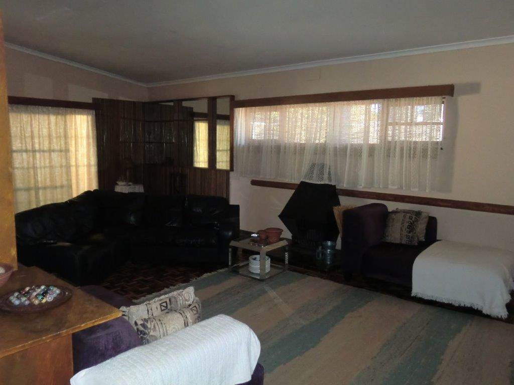 4 Bed House in Vredendal photo number 6