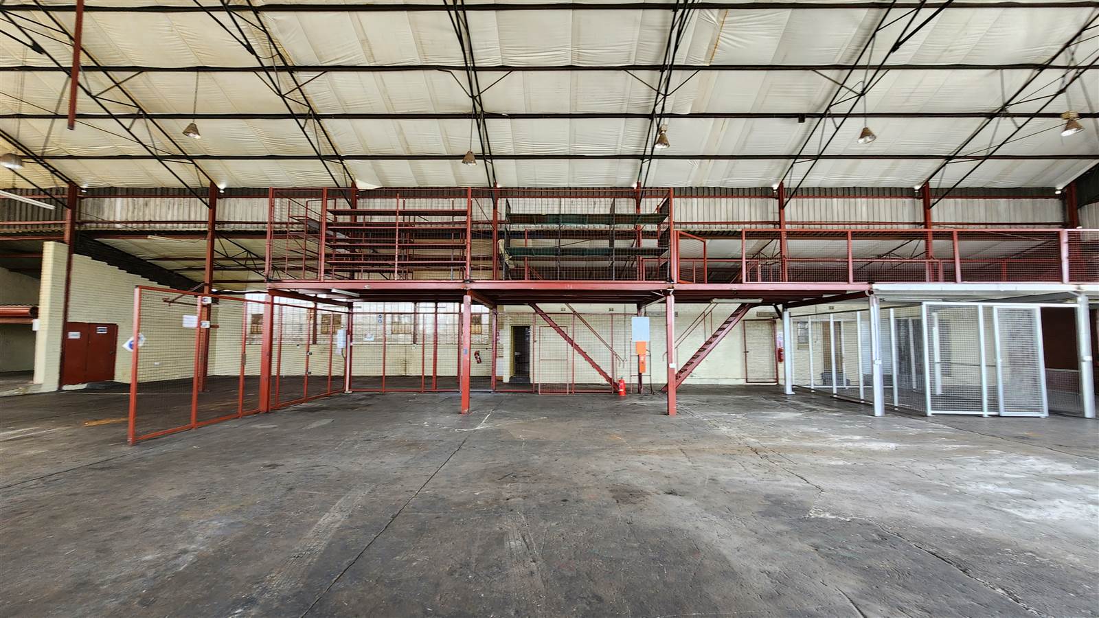 1000  m² Industrial space in Eastleigh photo number 7