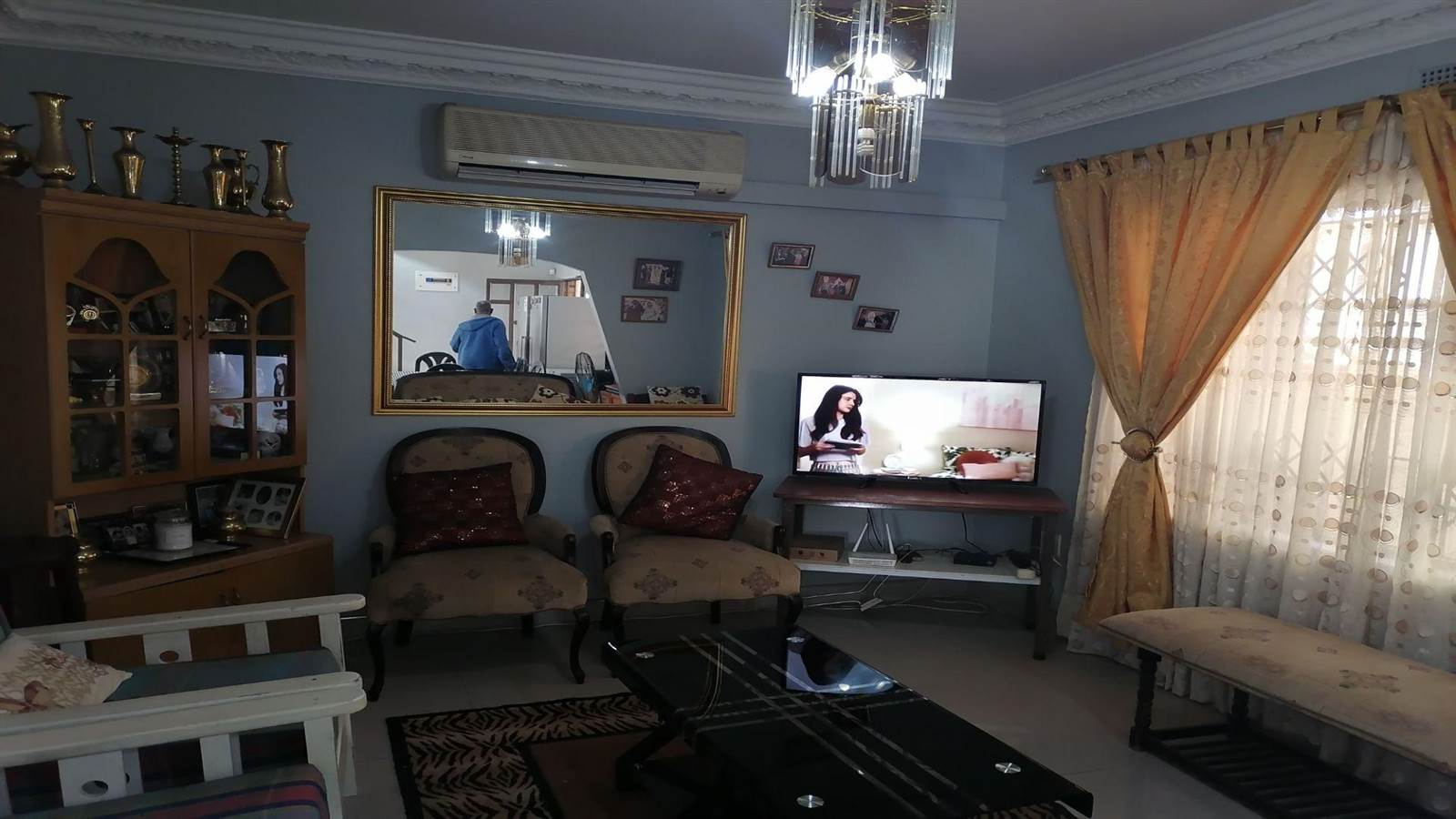 4 Bed House in Merebank East photo number 12