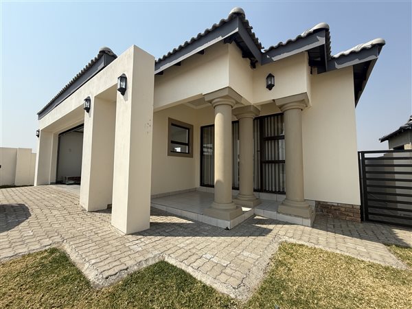 4 Bedroom House 4 Bedroom House