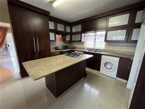 9 Bed Apartment in Verulam Central