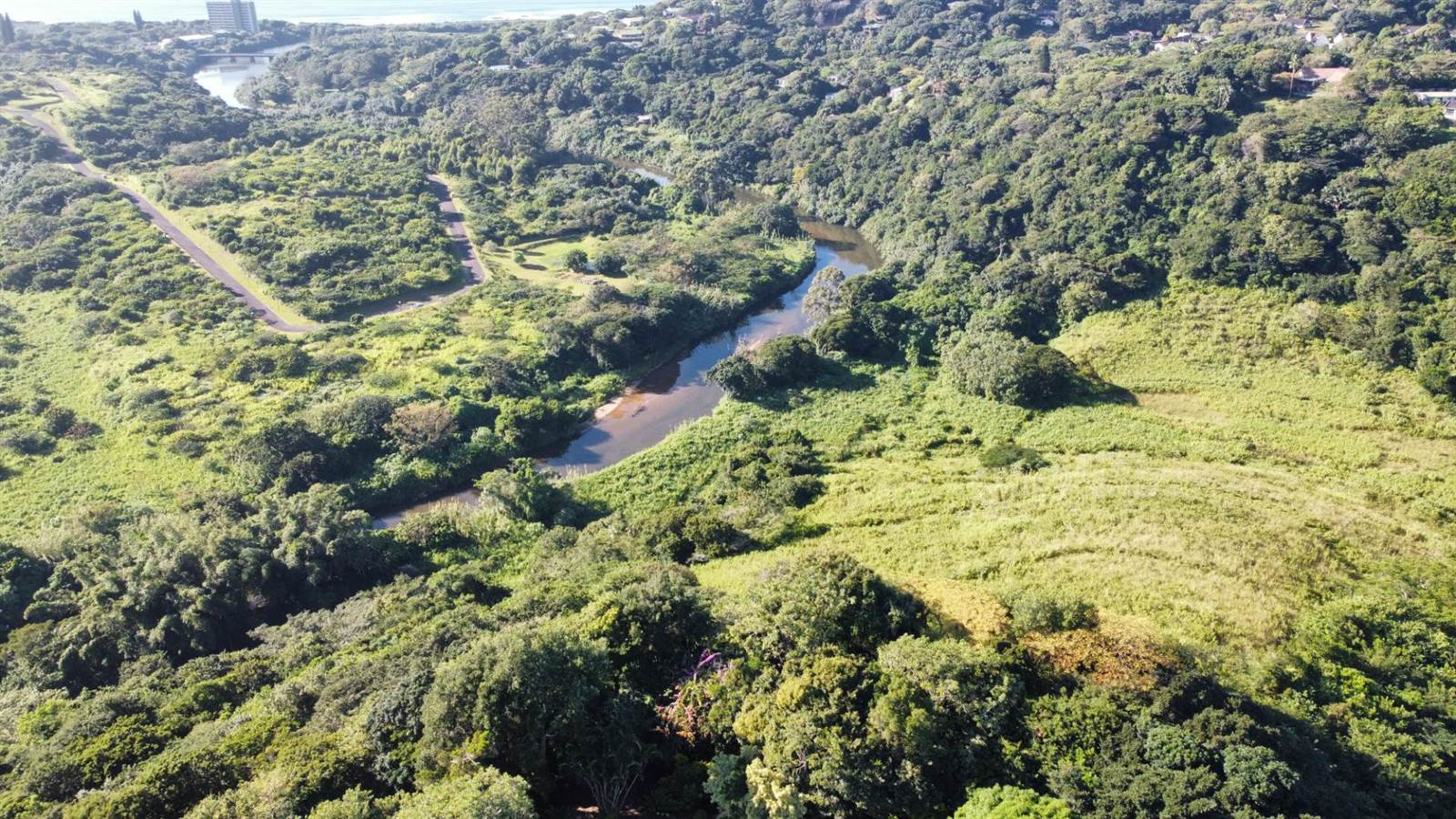104 ha Land available in Umtentweni photo number 20