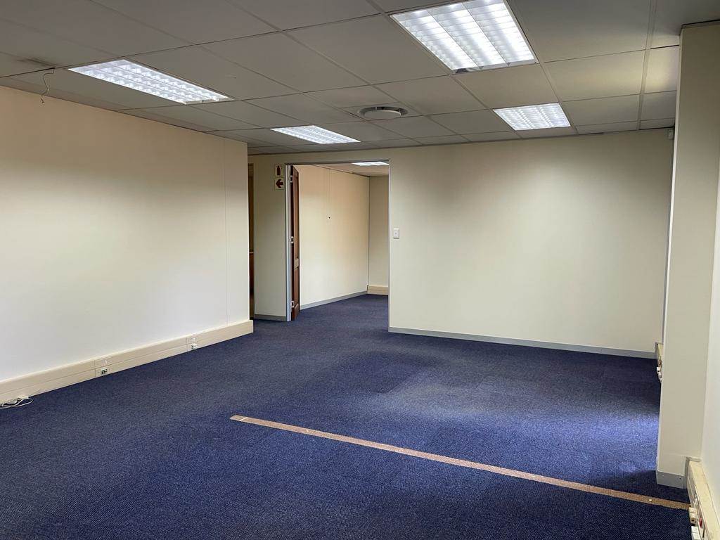 590  m² Commercial space in Carlswald Estate photo number 24