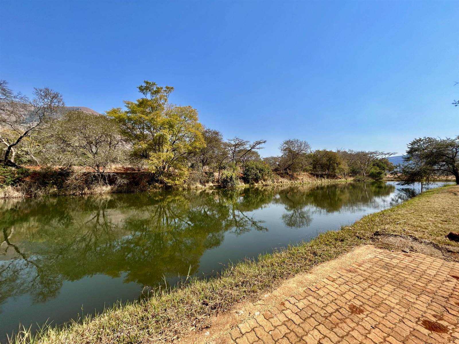1000 m² Land available in Nelspruit photo number 4