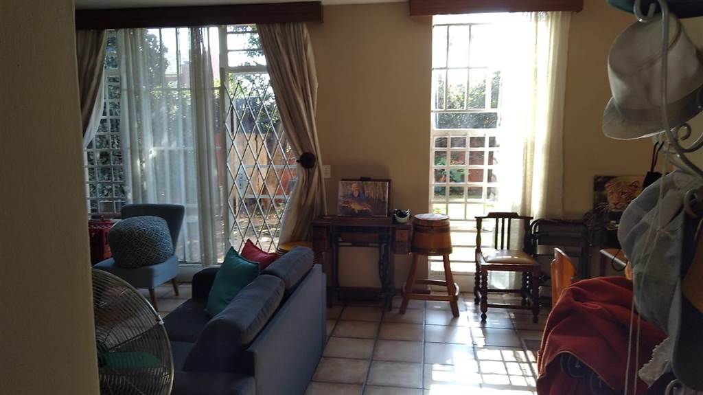 3 Bed Townhouse in Potchefstroom Central photo number 1