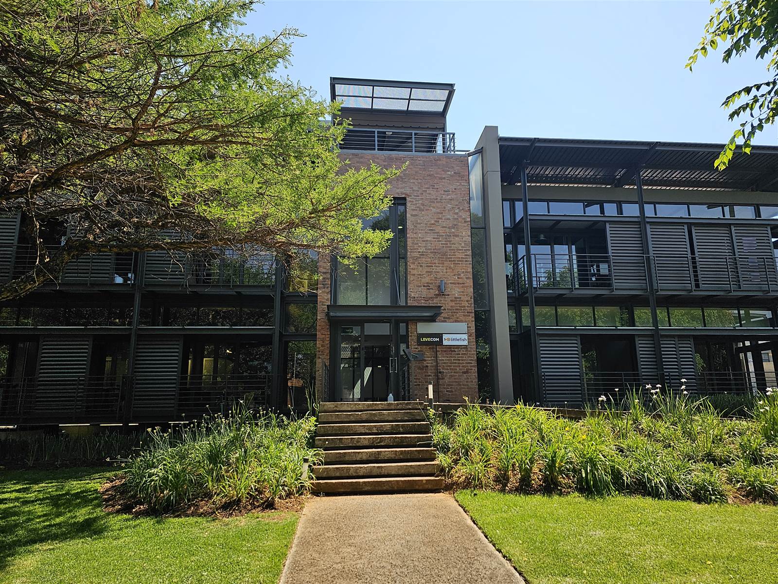 210  m² Commercial space in Bryanston photo number 6