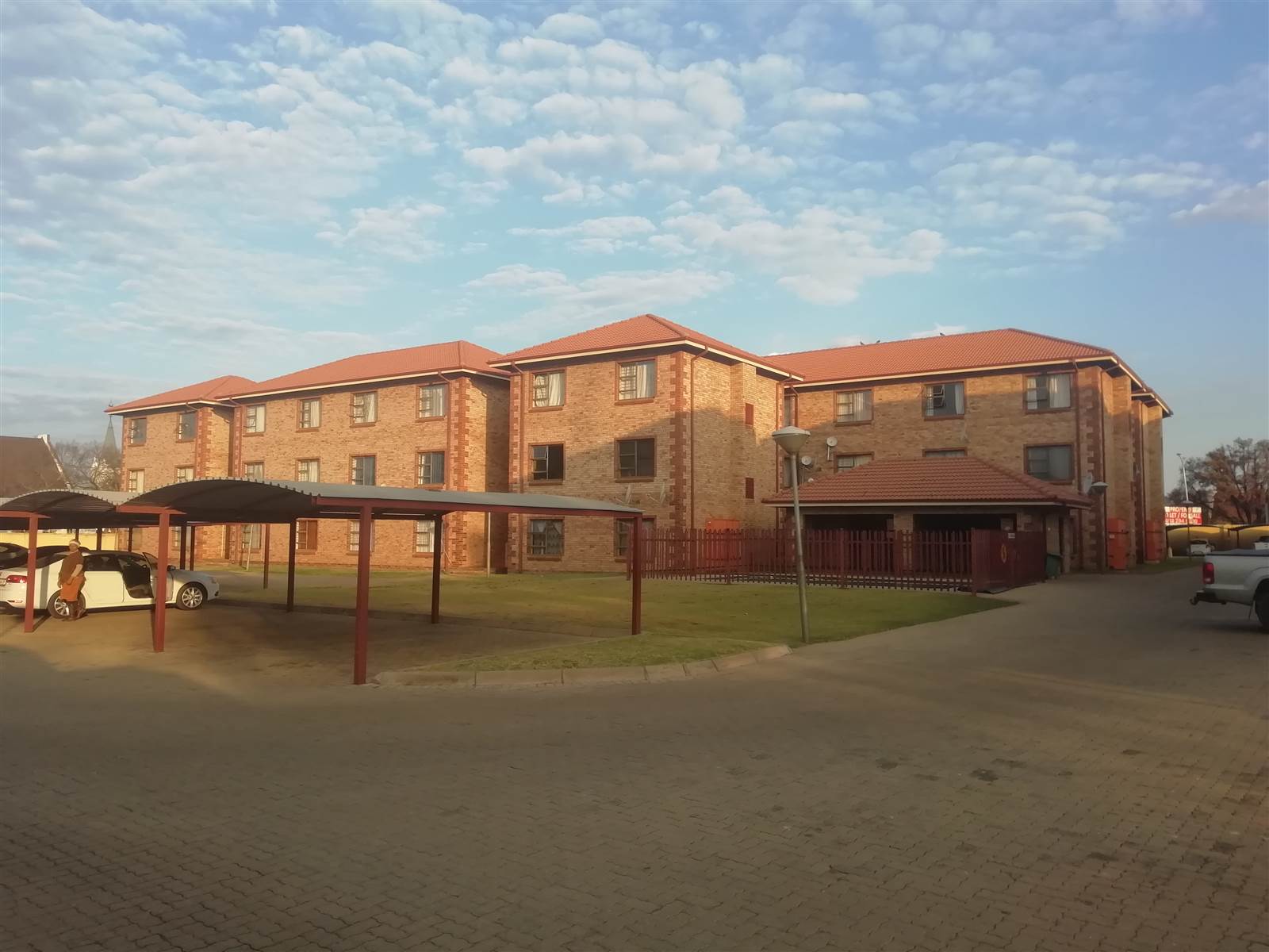 1 Bed Apartment in Potchefstroom Central photo number 14