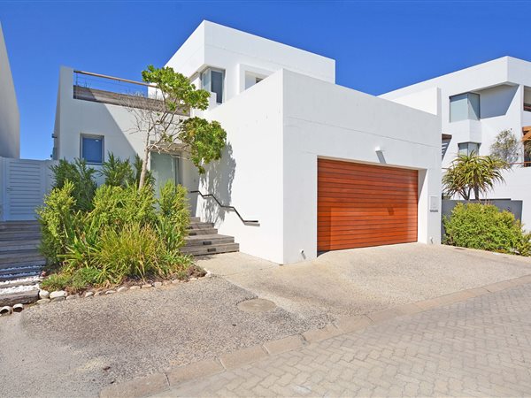 3 Bed House in Big Bay