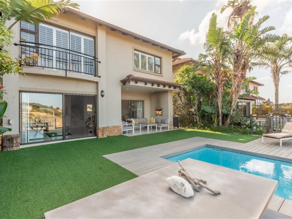 3 Bedroom Townhouse 3 Bedroom Townhouse