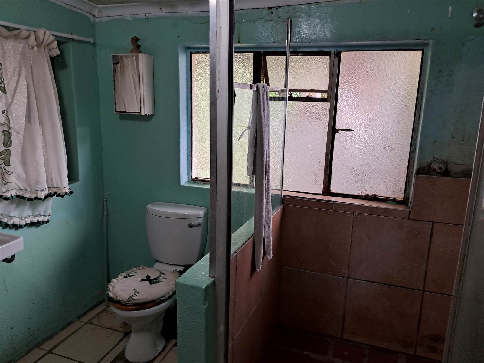 8 Bed House in Piet Retief photo number 2