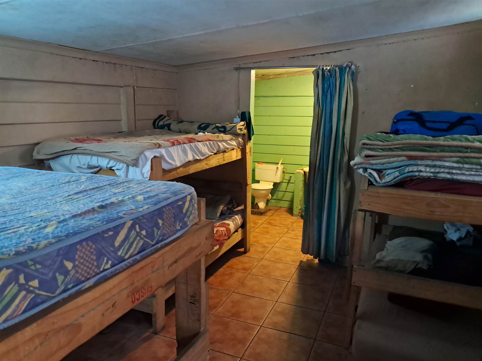 8 Bed House in Piet Retief photo number 4
