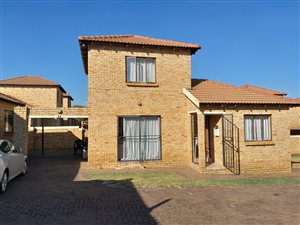 3 Bed Apartment in Witpoortjie
