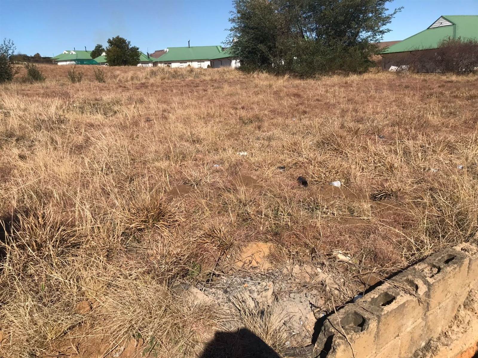 976 m² Land available in Mthata photo number 2