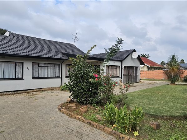 3 Bedroom House 3 Bedroom House