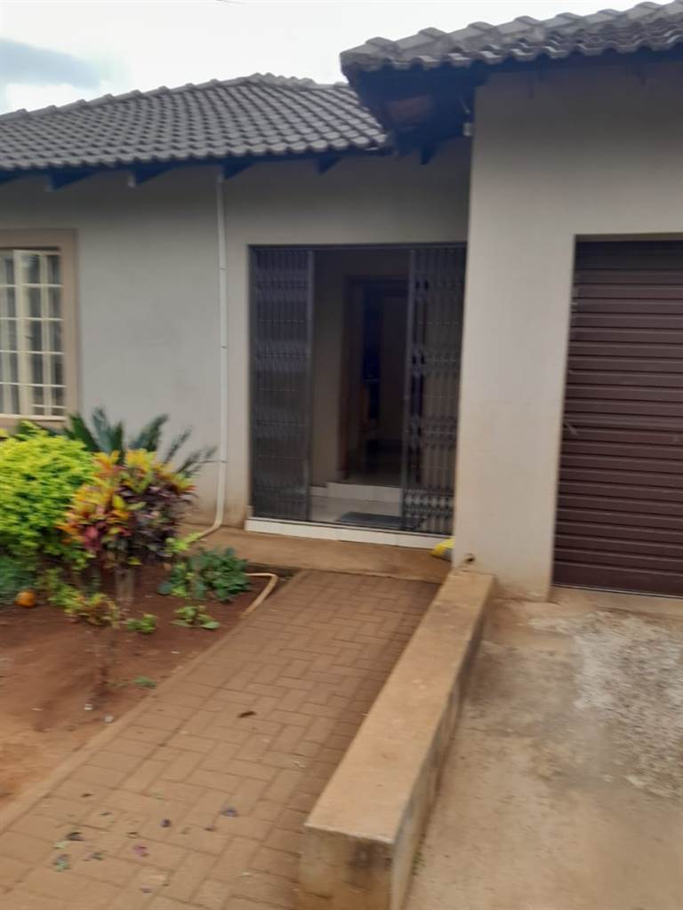 3 Bed House in Makhado (Louis Trichardt) photo number 5