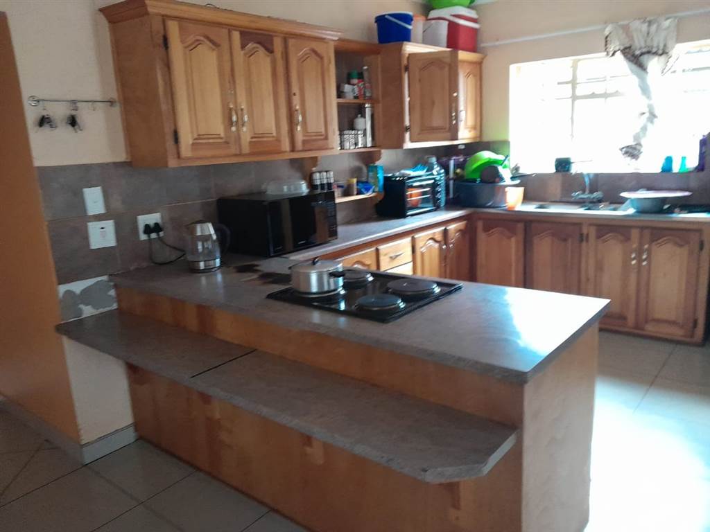 3 Bed House in Makhado (Louis Trichardt) photo number 25