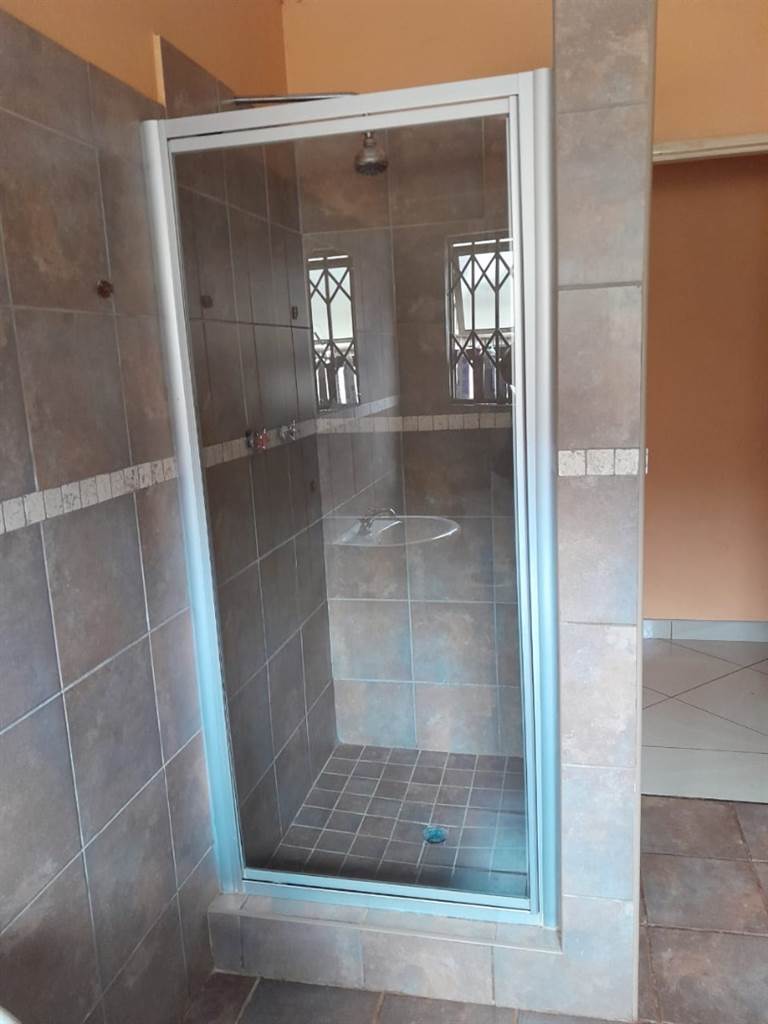 3 Bed House in Makhado (Louis Trichardt) photo number 22