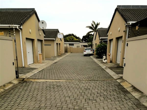 2 Bedroom Townhouse 2 Bedroom Townhouse