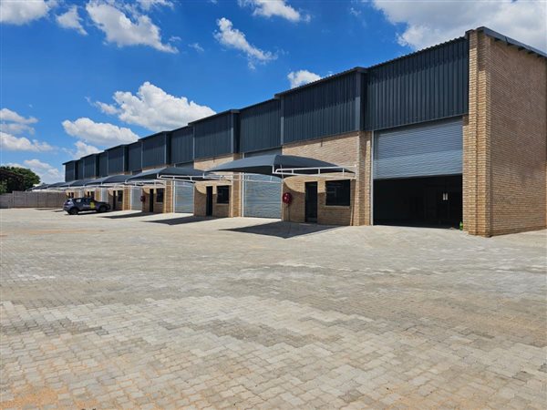 175  m² Industrial space