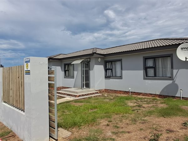 3 Bedroom House 3 Bedroom House
