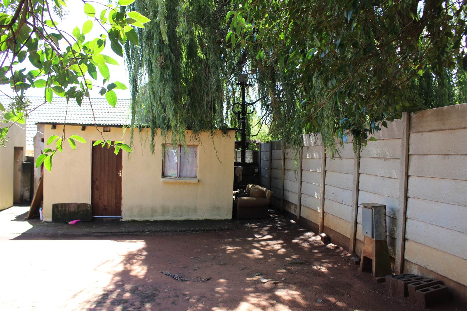 3 Bed House in Roodepoort West photo number 16