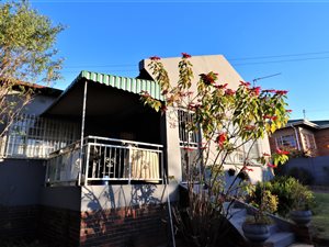 3 Bed House in Fishers Hill