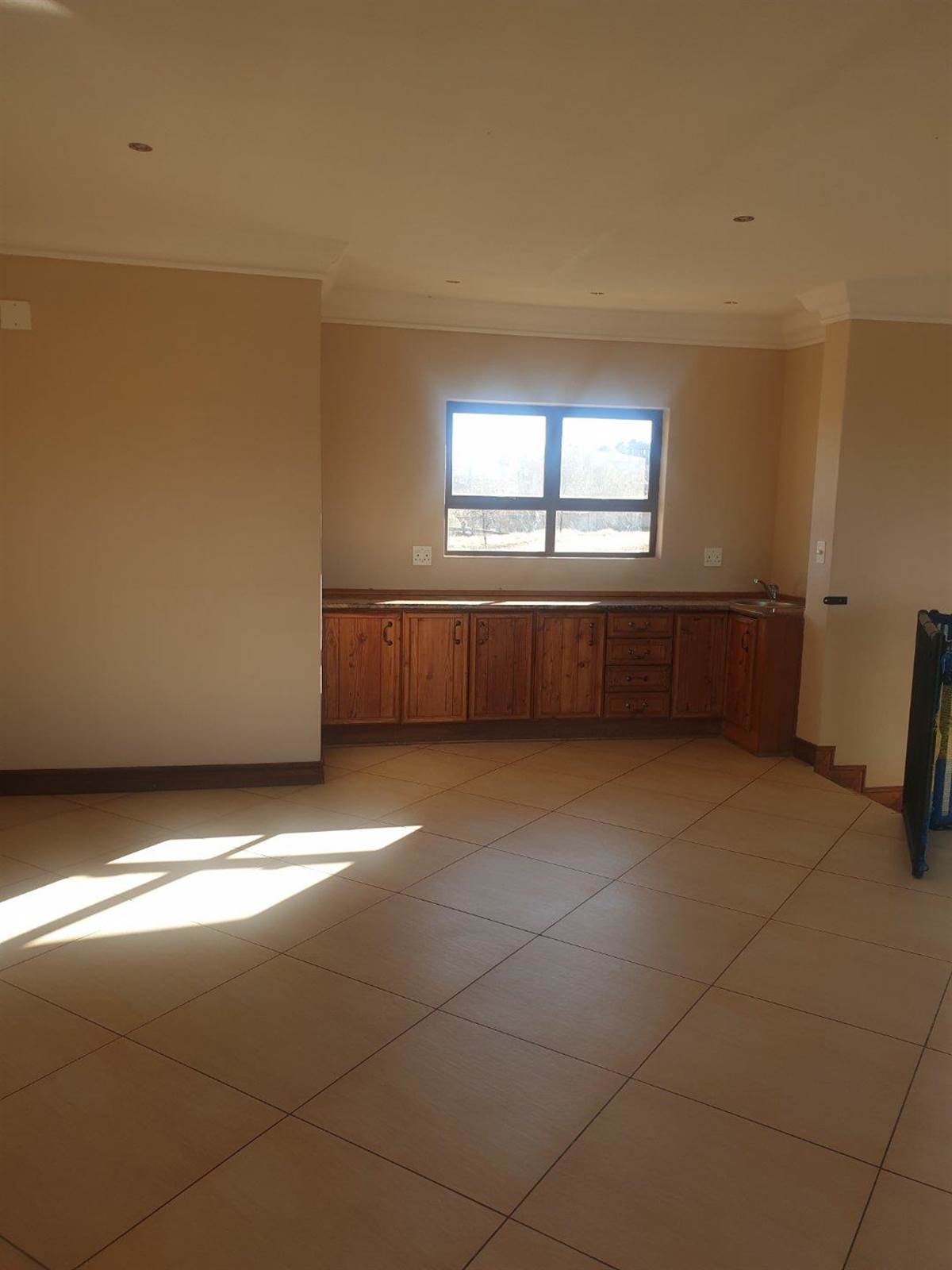 4 Bed House in Wilkoppies photo number 23