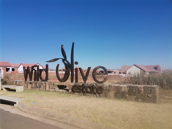835 m² Land 835 m² Land