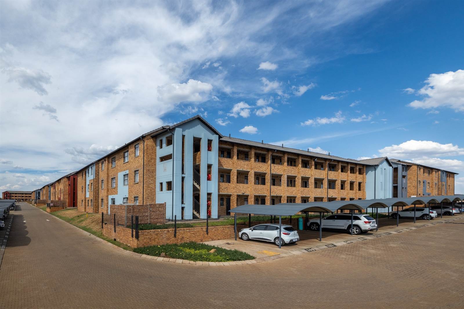 2 Bed Apartment in Katlehong photo number 23