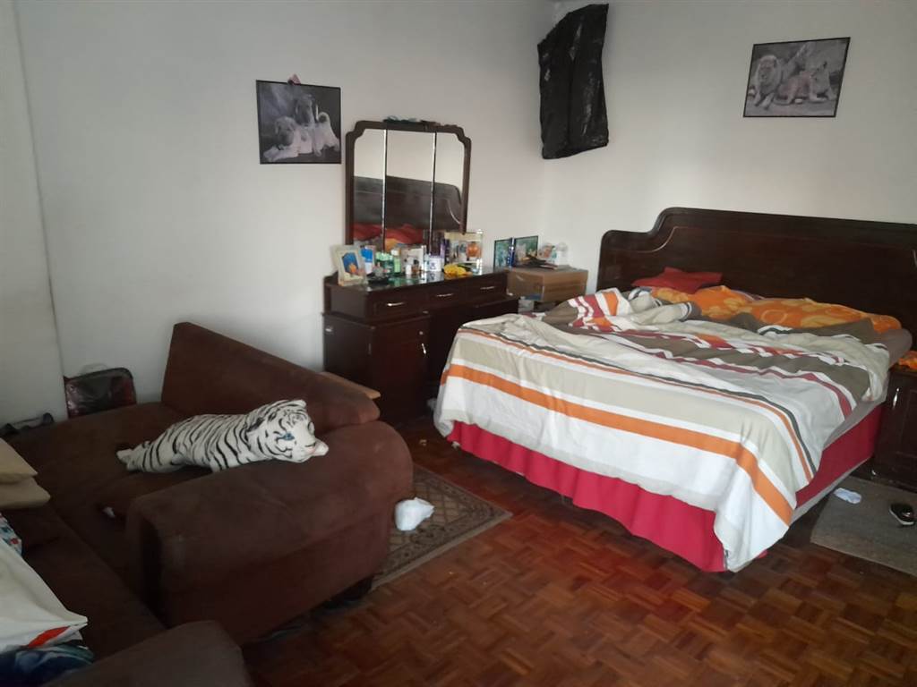 3 Bed Apartment in Durban CBD photo number 12