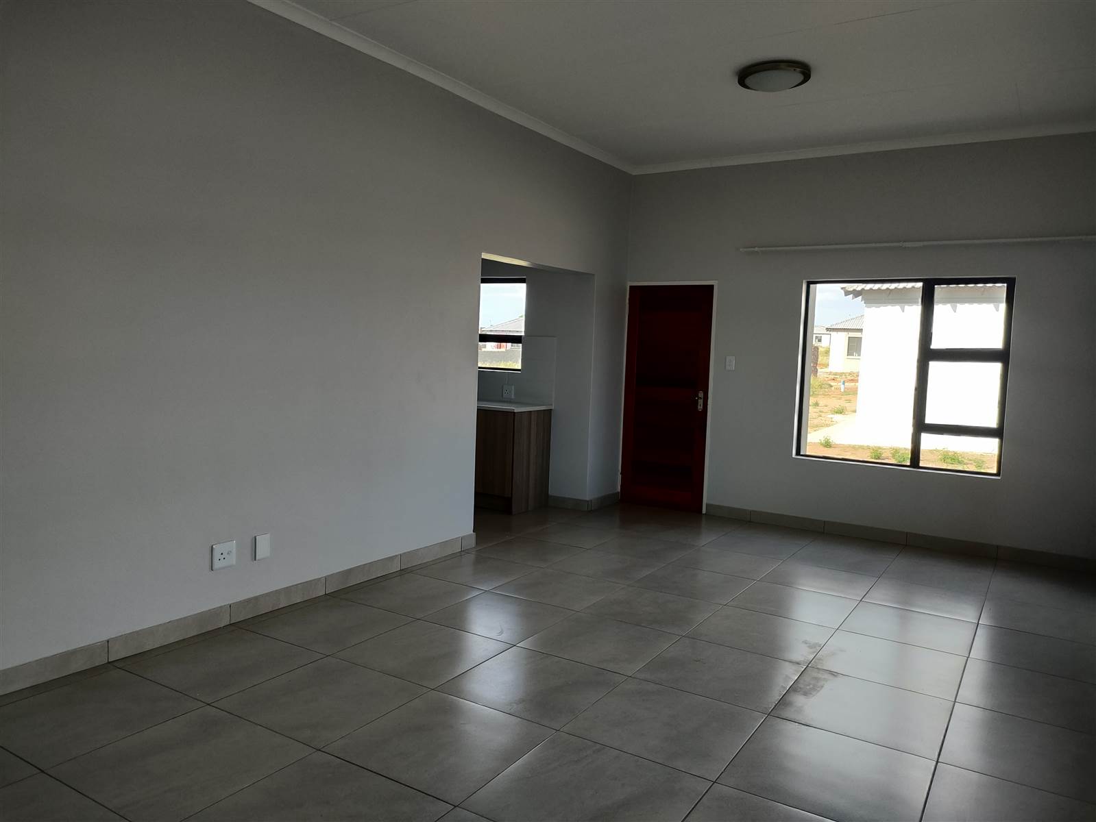 3 Bed House in Bendor photo number 3