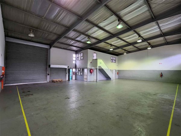 313  m² Industrial space in Springfield