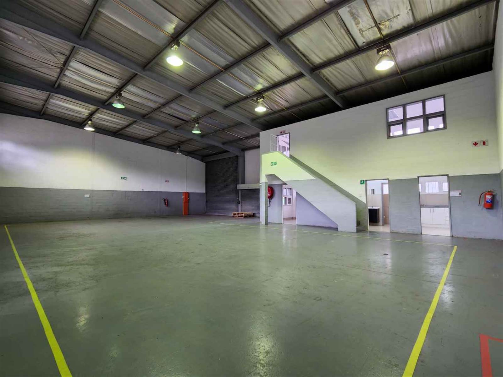 313  m² Industrial space in Springfield photo number 3