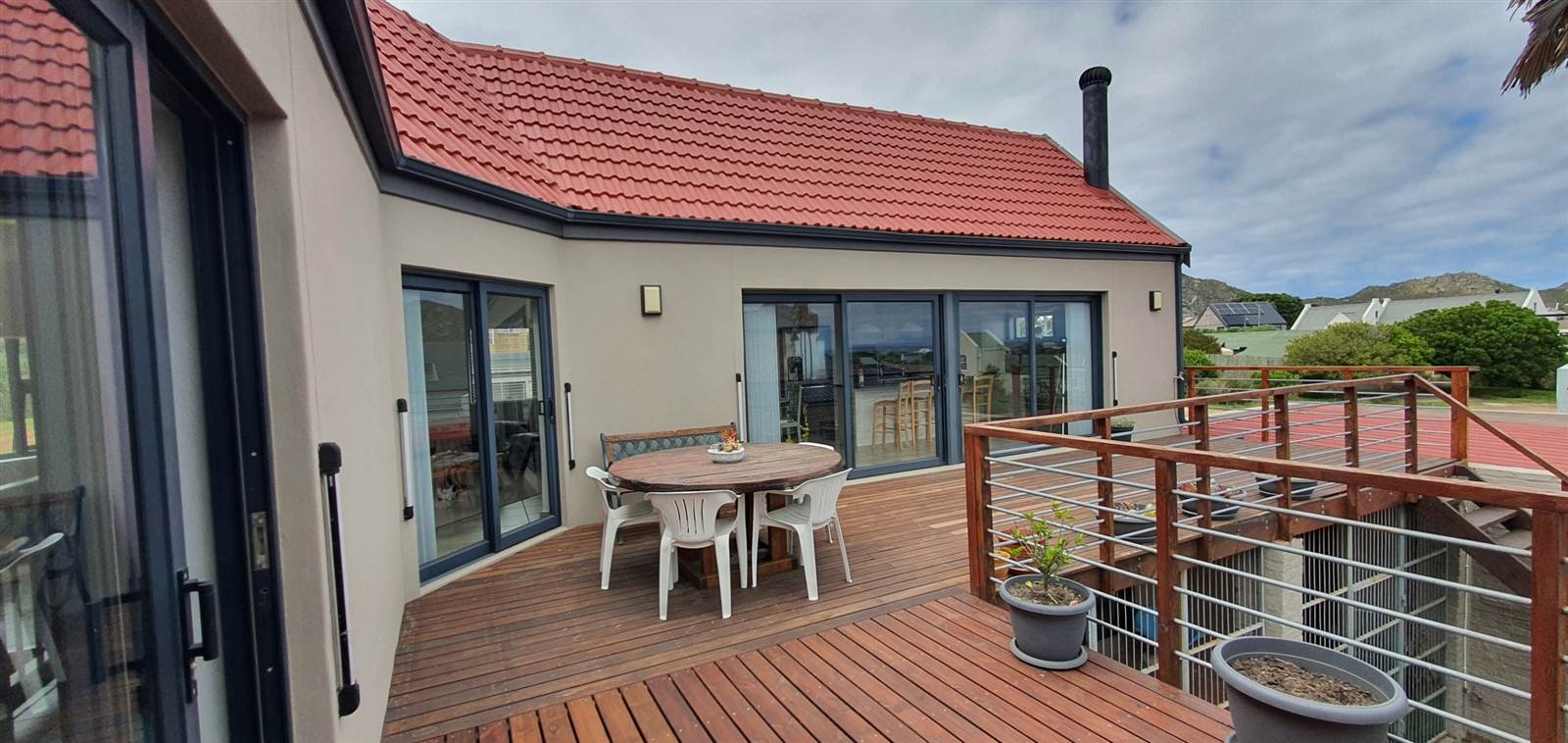4 Bed House in Pringle Bay photo number 8