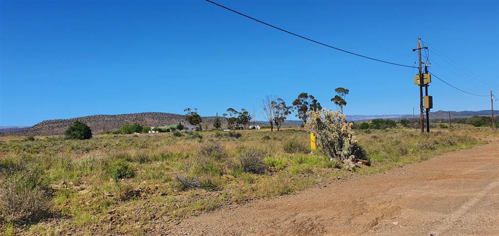 1.1 ha Land available in Willowmore photo number 8