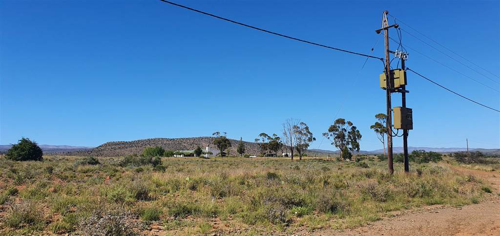 1.1 ha Land available in Willowmore photo number 9