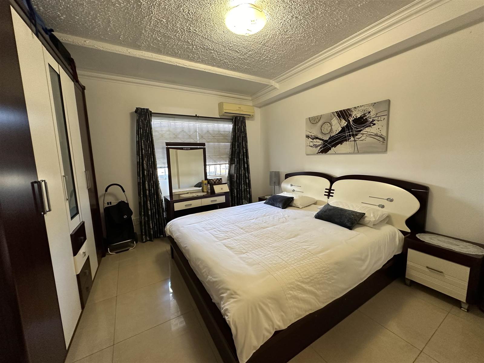 3 Bed Apartment in Umhlanga Ridge photo number 17