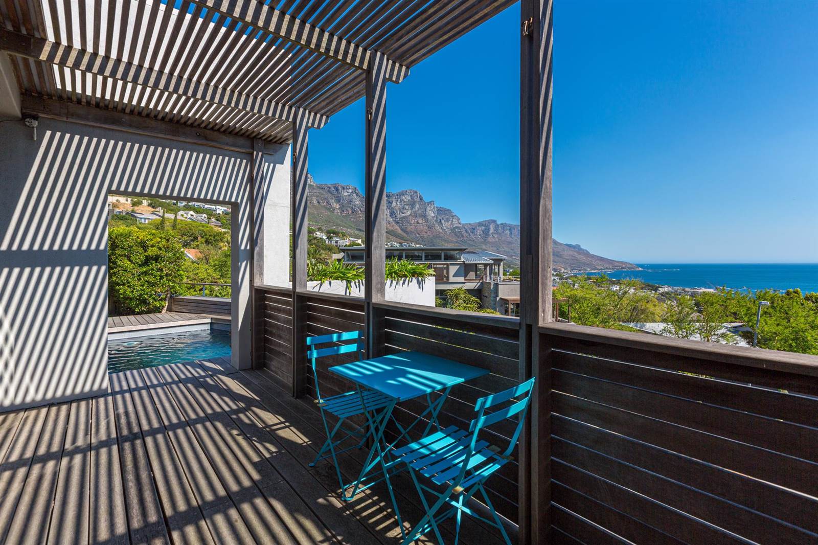 4 Bed House in Camps Bay photo number 8