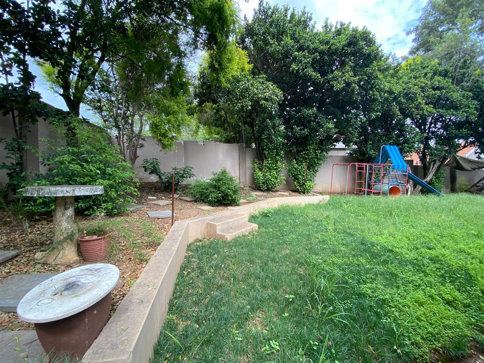 3 Bed Cluster in Douglasdale photo number 23