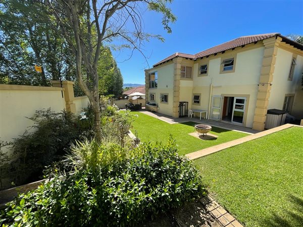 4 Bed Townhouse in Aviary Hill
